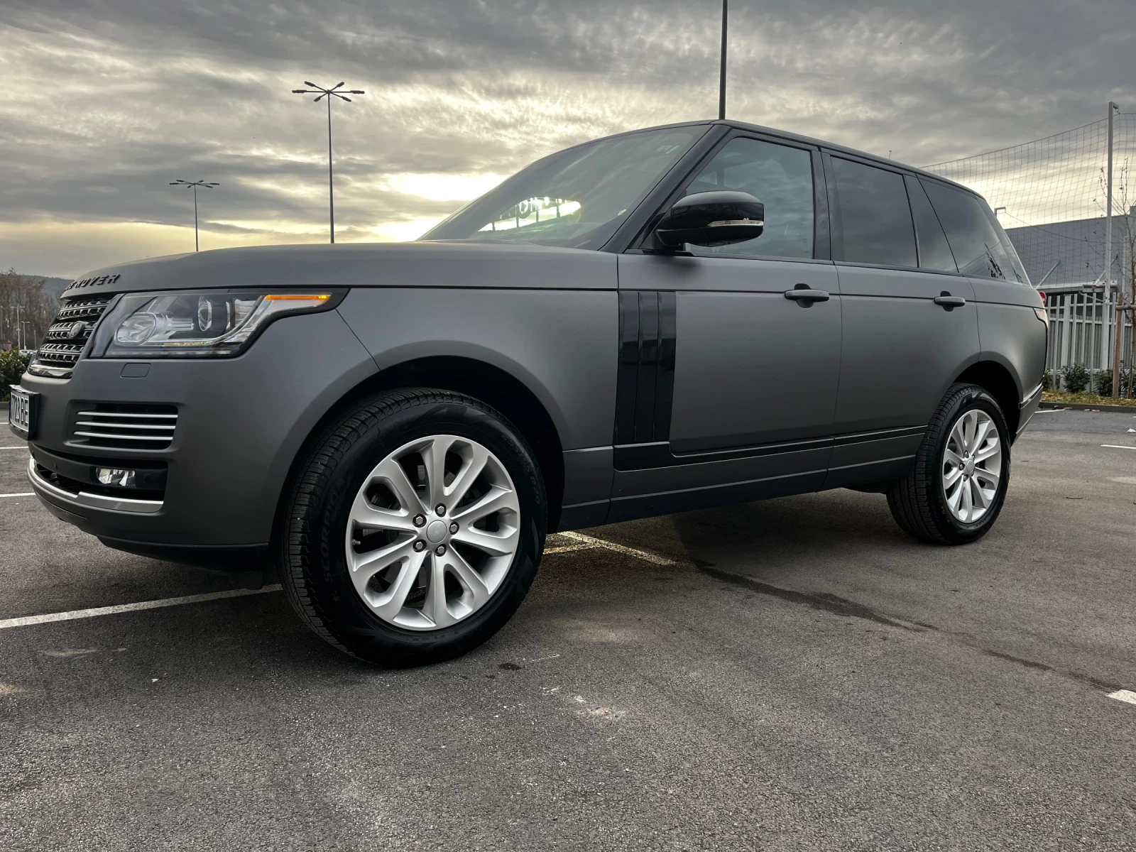 Land Rover Range rover VOGUE 3.0d ����� TV BLACK MATTE 166���.��������� | Mobile.bg � ����������� 1