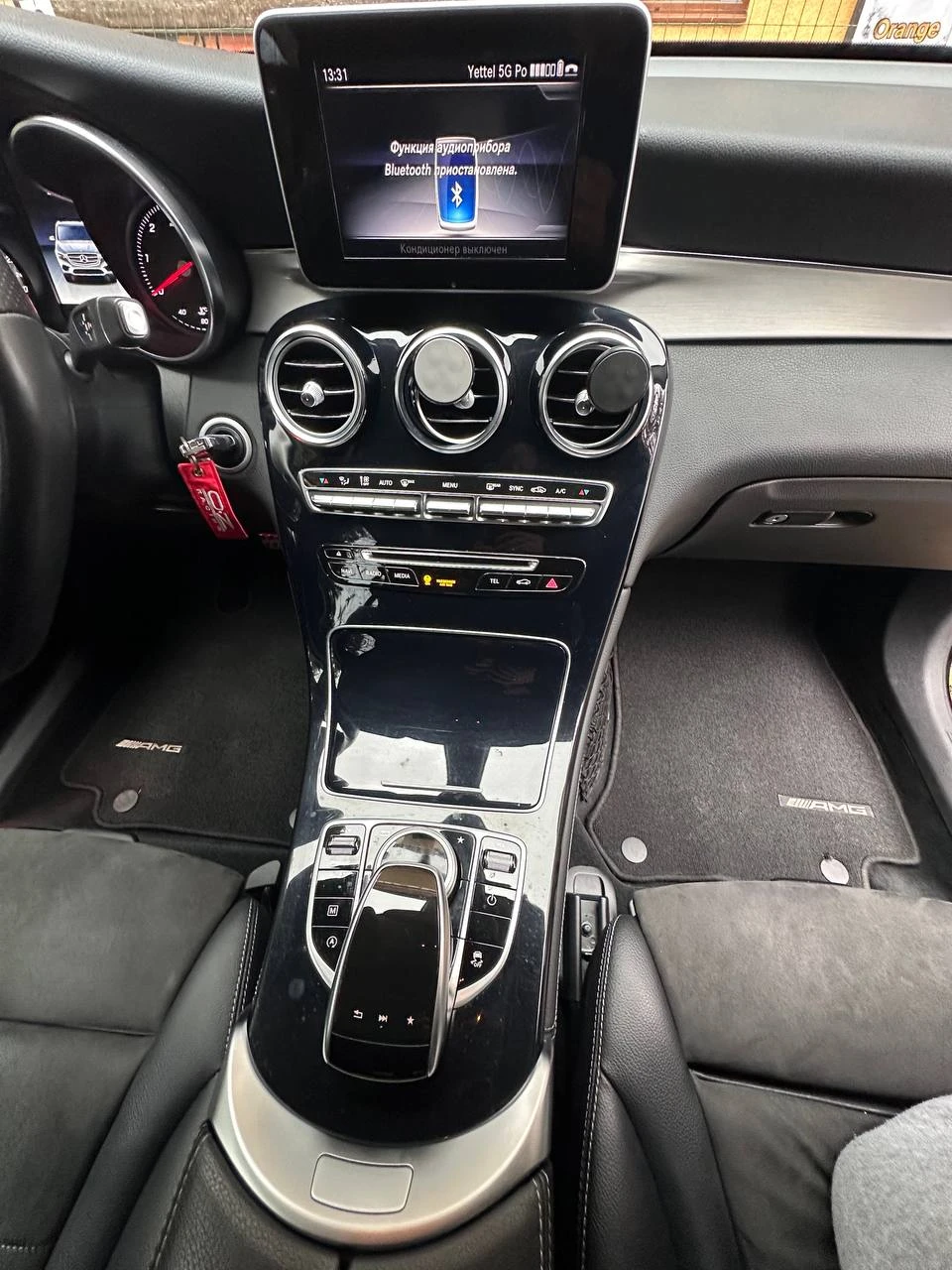 Mercedes-Benz GLC 250  4MATIC, Kam 360, Led, снимка 11 - Автомобили и джипове - 53799941