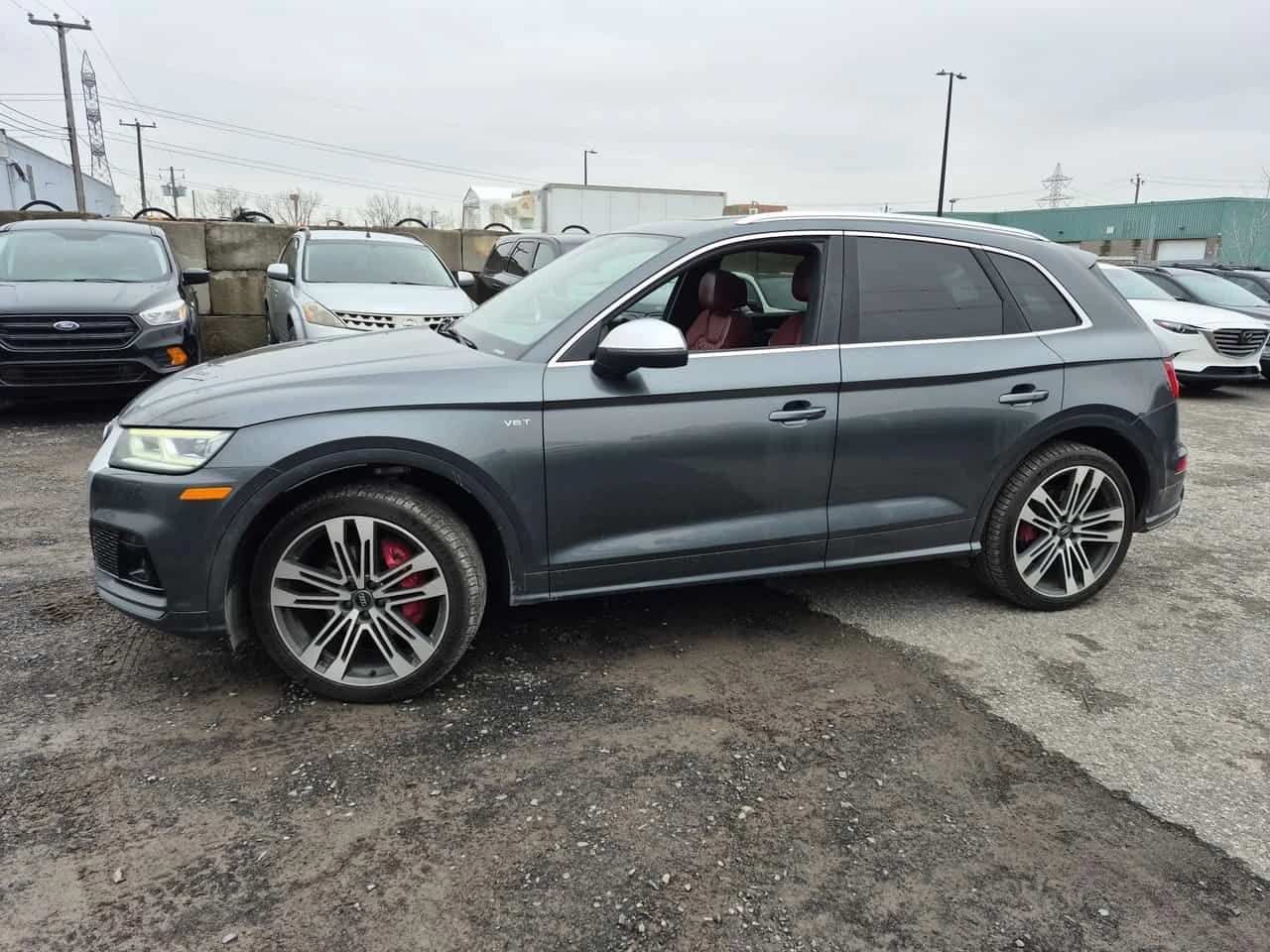 Audi SQ5 * Technik * DISTRONIC* B&O* PANORAMA* , снимка 2 - Автомобили и джипове - 54314516