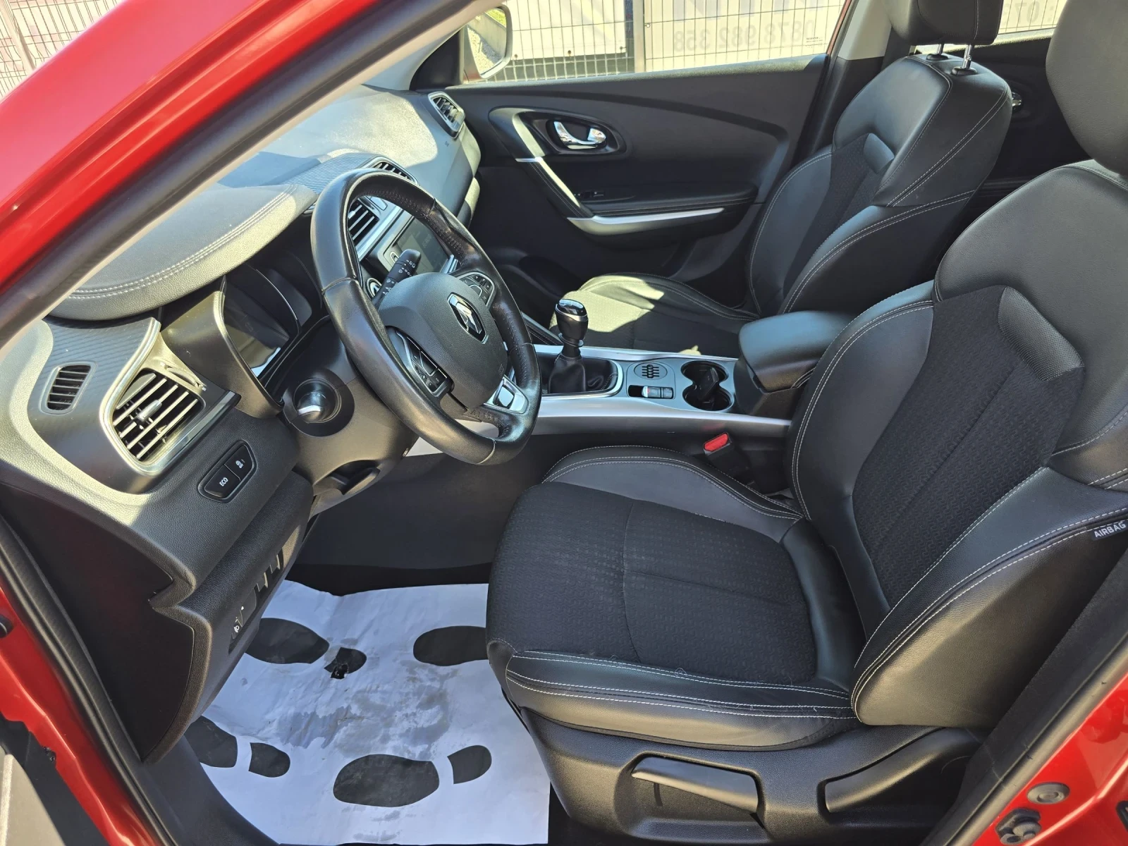 Renault Kadjar 1.2 TCE , снимка 8 - Автомобили и джипове - 54554565