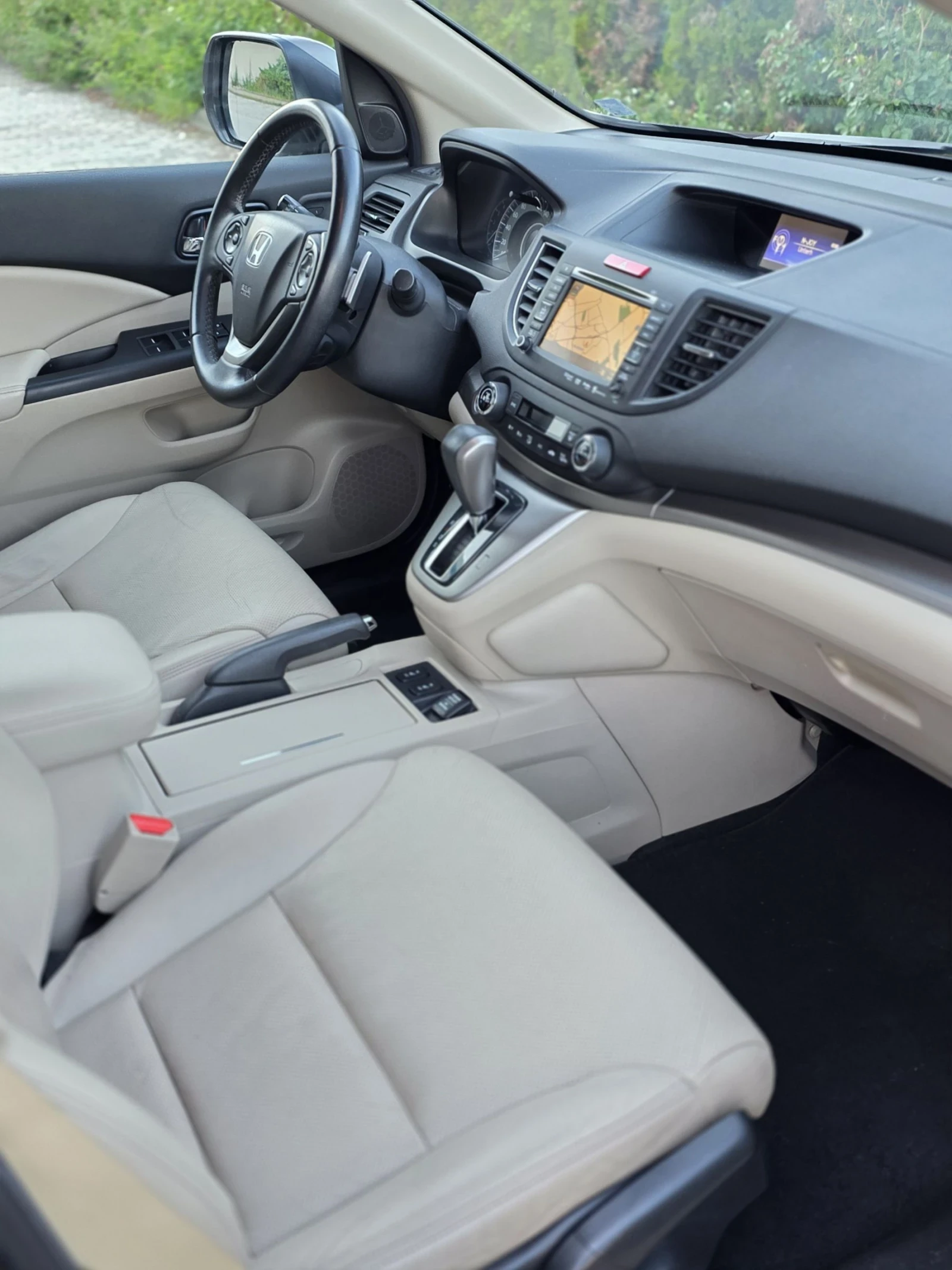 Honda Cr-v Executive 2.2i-dtec 4x4 Пълен сервиз Хонда , снимка 9 - Автомобили и джипове - 54692878