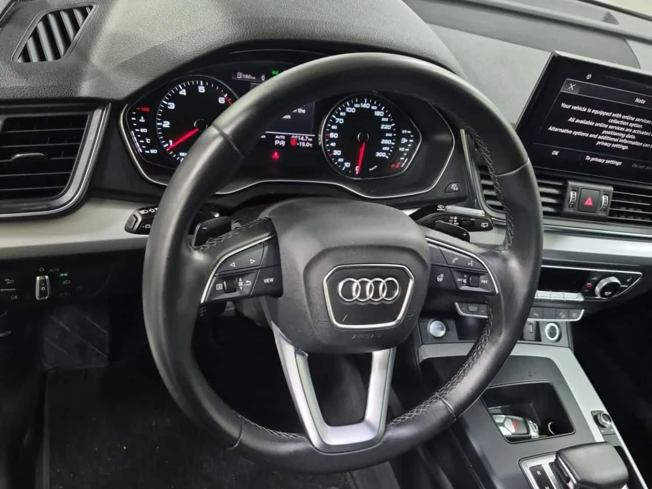 Audi Q5 * CARFAX * АВТОКРЕДИТ БЕЗ ПЪРВОНАЧАЛНА ВНОСКА, снимка 15 - Автомобили и джипове - 54787500