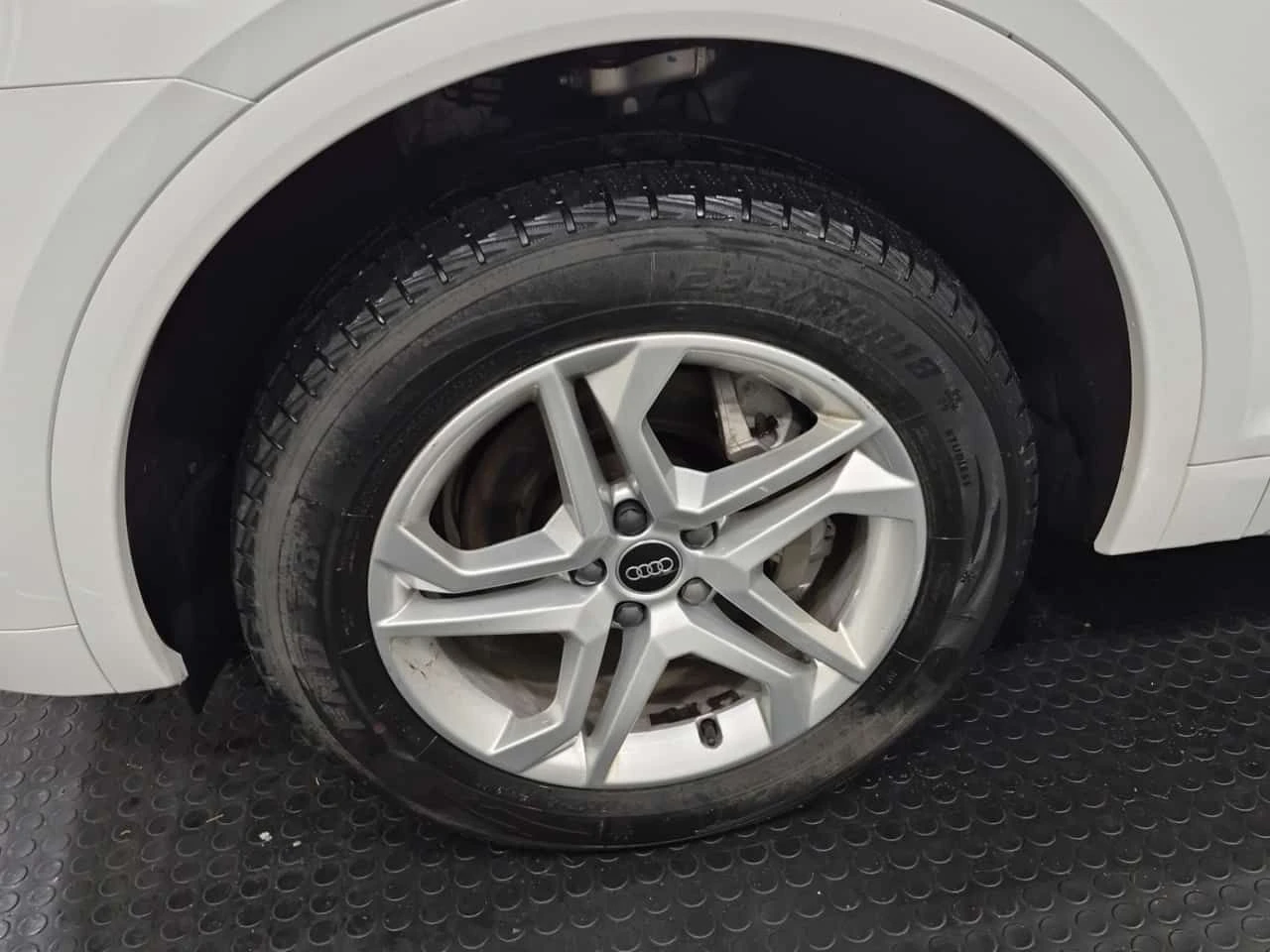 Audi Q5 * CARFAX * АВТОКРЕДИТ БЕЗ ПЪРВОНАЧАЛНА ВНОСКА, снимка 7 - Автомобили и джипове - 54787500