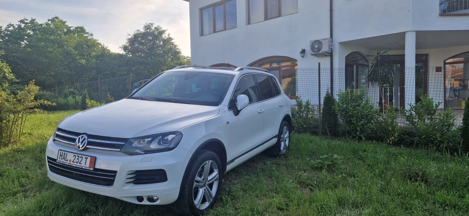 VW Touareg, снимка 13 - Автомобили и джипове - 55219530
