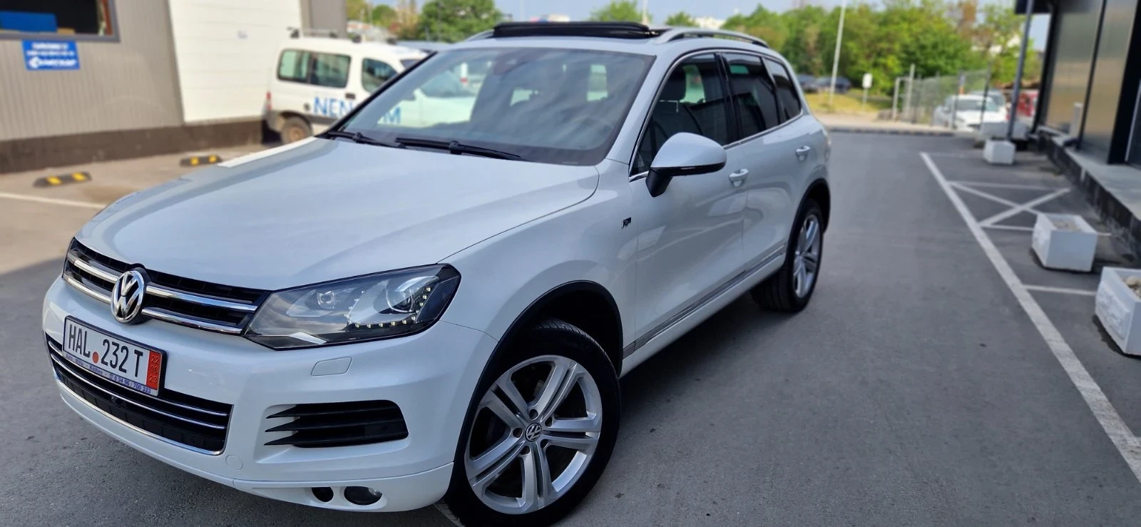 VW Touareg, снимка 4 - Автомобили и джипове - 55219530