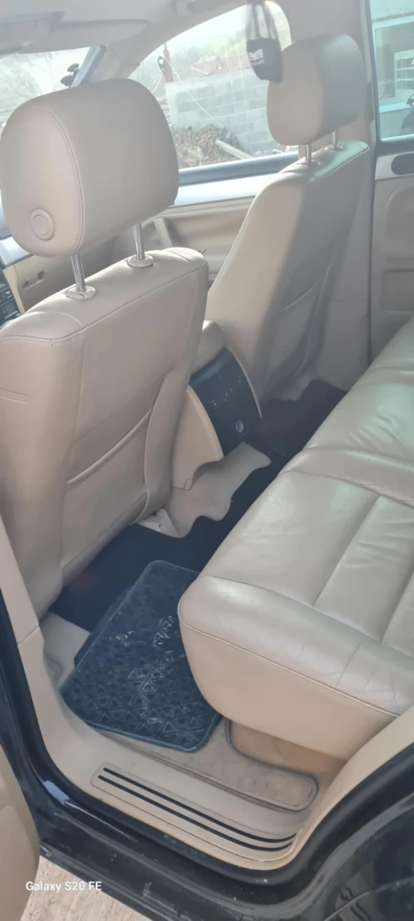 VW Touareg, снимка 10 - Автомобили и джипове - 55425727