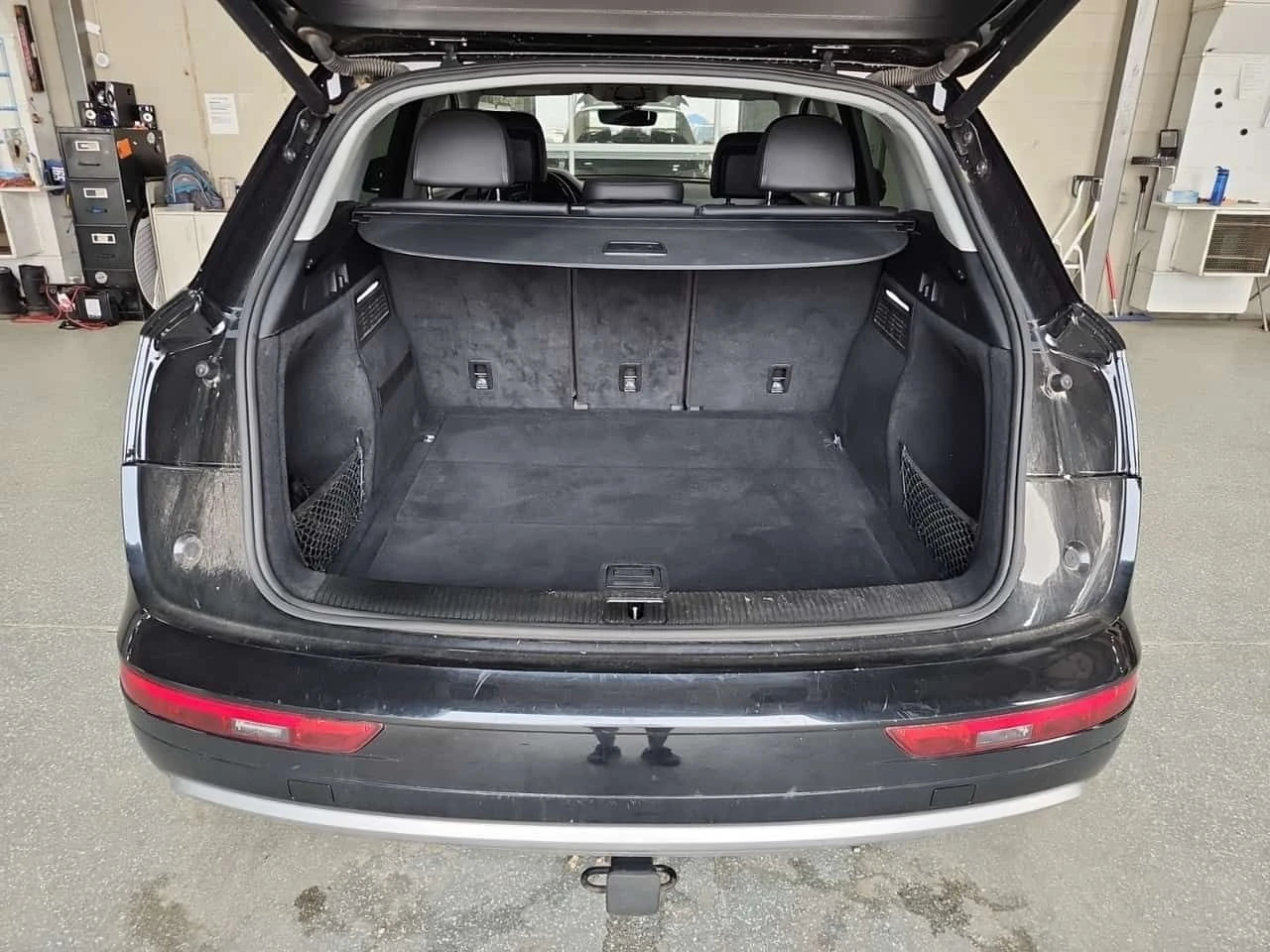 Audi Q5 * KOMFORT * АВТОКРЕДИТ БЕЗ ПЪРВОНАЧАЛНА ВНОСКА* , снимка 13 - Автомобили и джипове - 55432365