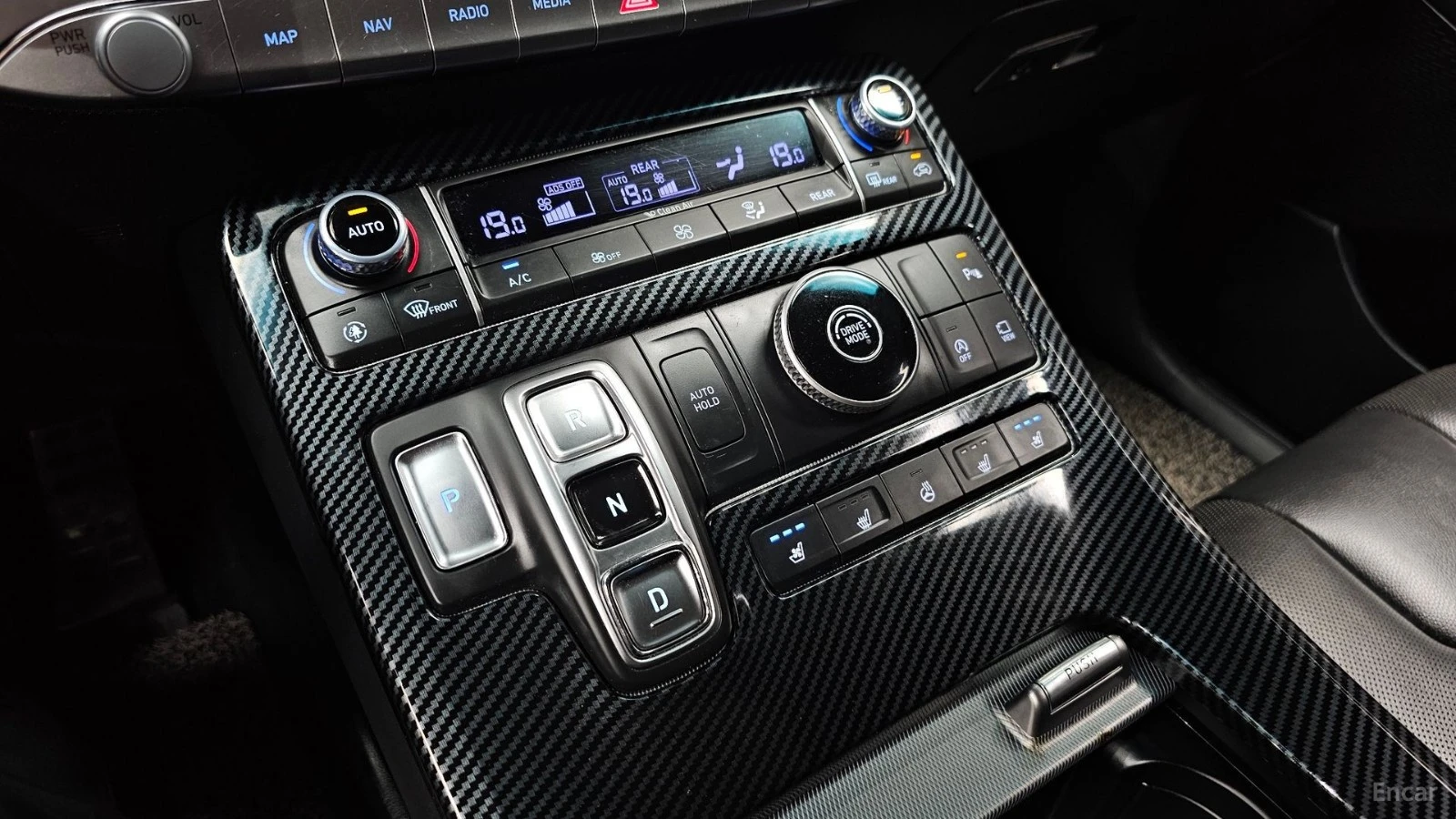 Hyundai Palisade PRESTIGE* ПОДГРЕВ* ОБДУХВ* НАВИ* КАМЕРА* АВТОКРЕДИ, снимка 9 - Автомобили и джипове - 55644865