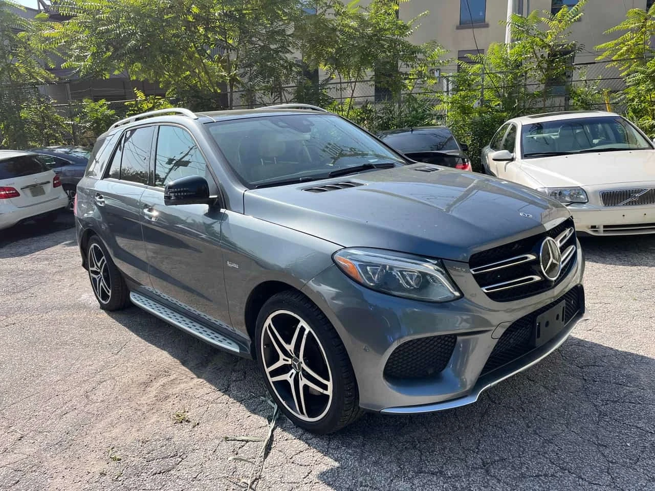 Mercedes-Benz GLE 43 AMG  * CARFAX * ОПЦИЯ ЗА ФИНАНСИРАНЕ, снимка 11 - Автомобили и джипове - 55754731