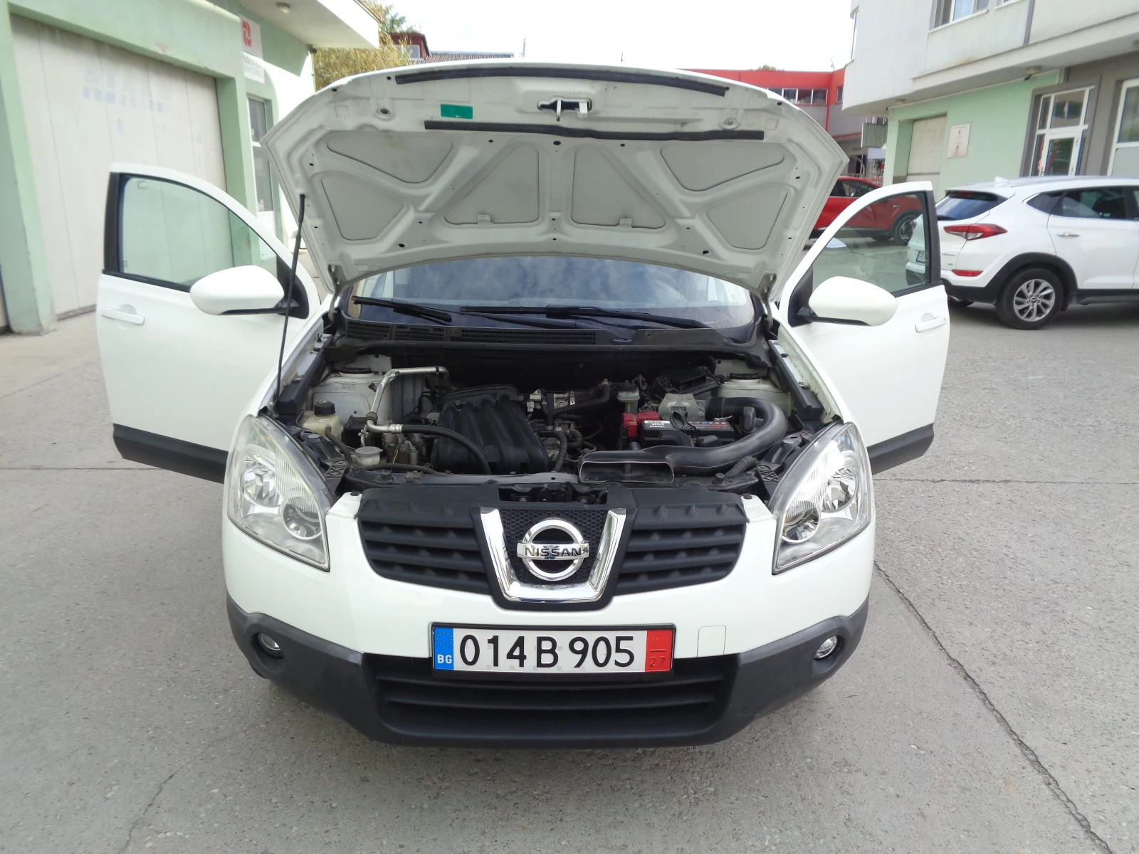 Nissan Qashqai 1.6-16V-173x.km-BARTER-LIZING, снимка 11 - Автомобили и джипове - 56084828