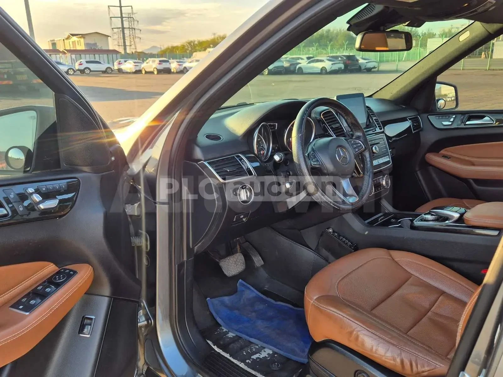 Mercedes-Benz GLE 350, снимка 8 - Автомобили и джипове - 56723417