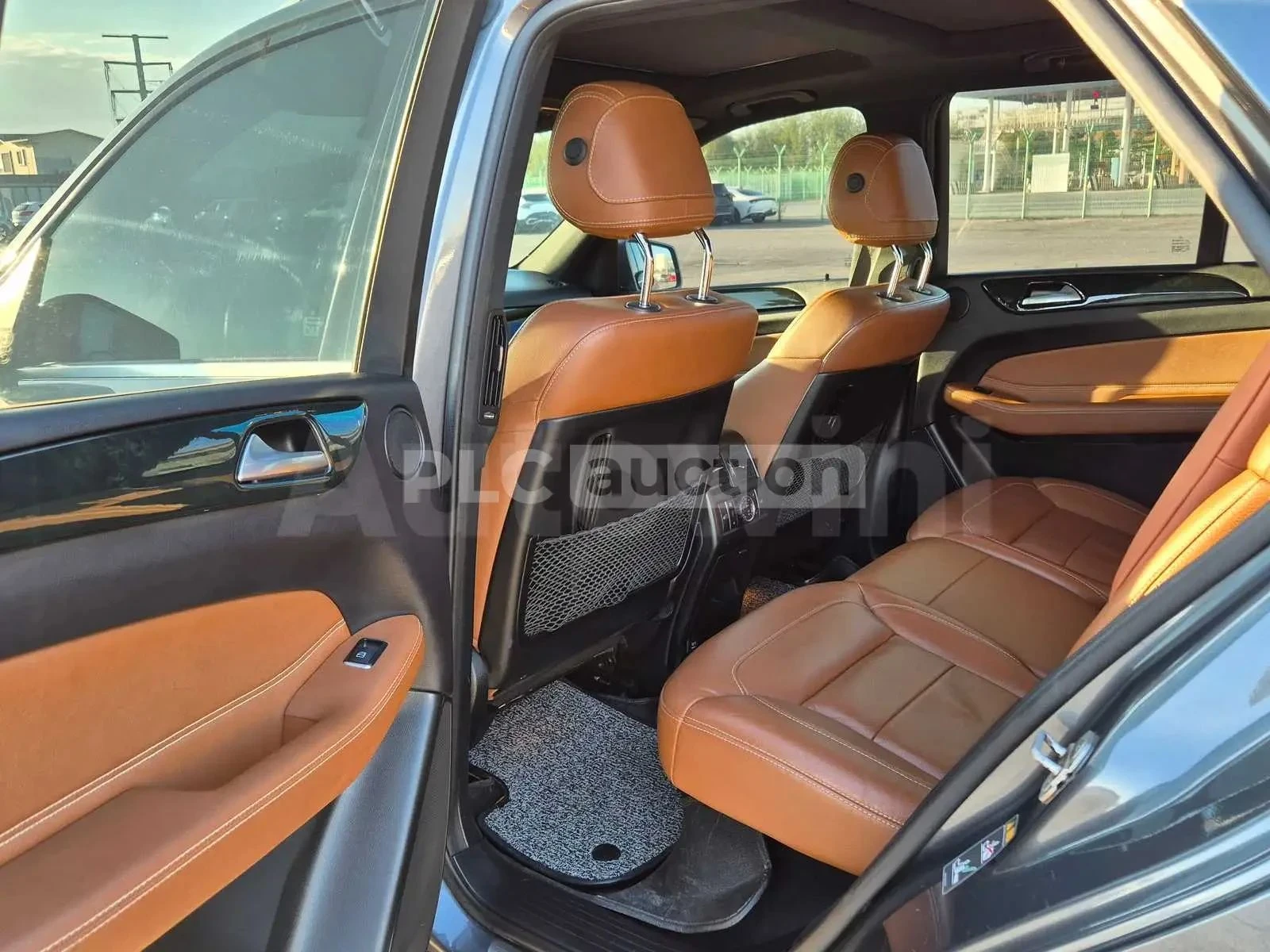 Mercedes-Benz GLE 350, снимка 9 - Автомобили и джипове - 56723417