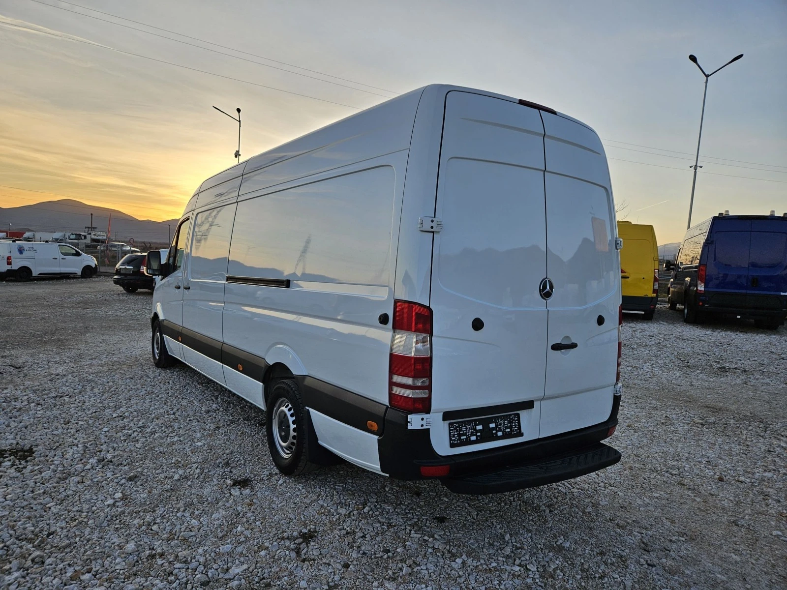 Mercedes-Benz Sprinter 316 МАКСИ - изображение 3