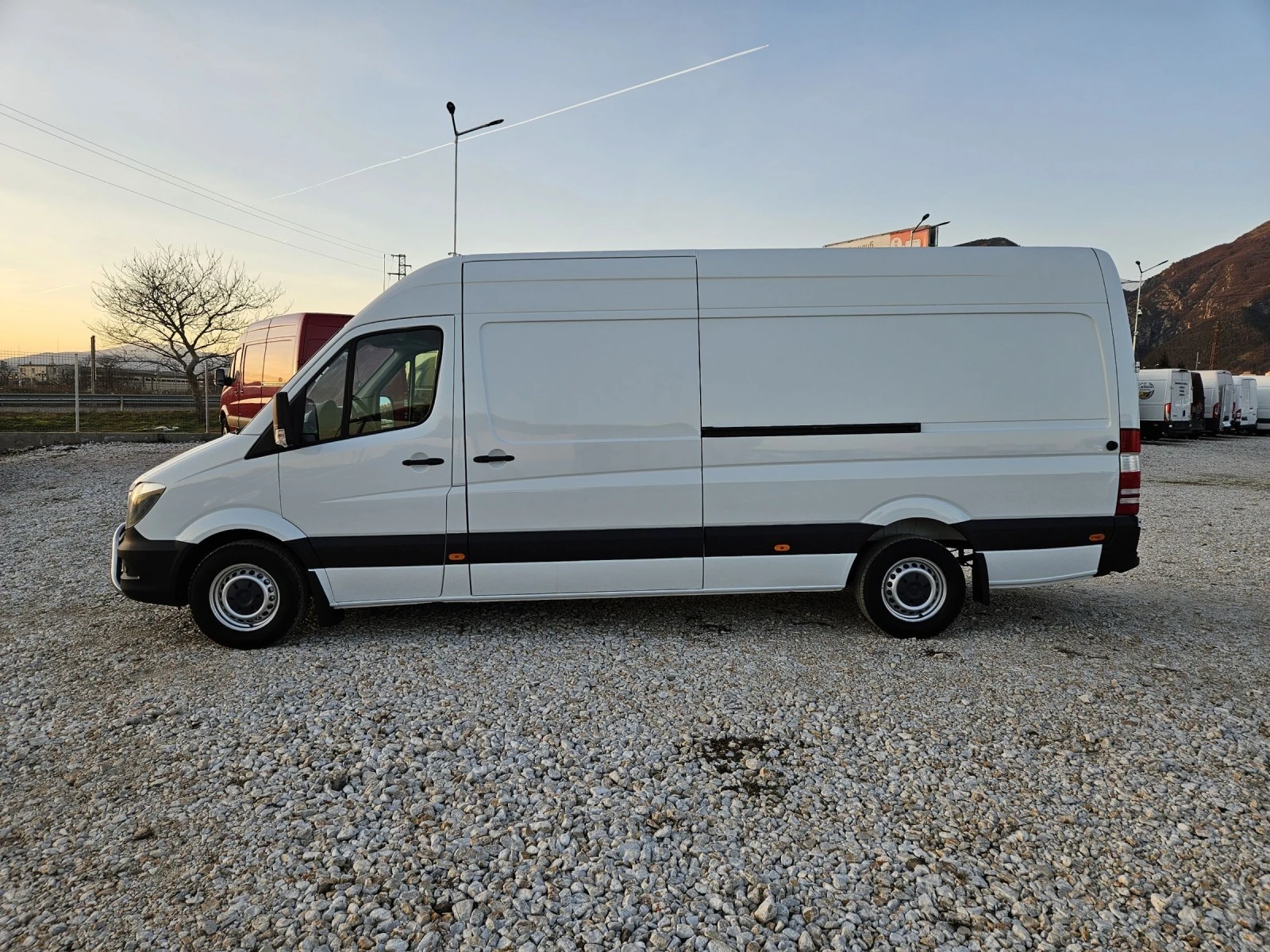 Mercedes-Benz Sprinter 316 МАКСИ - изображение 2