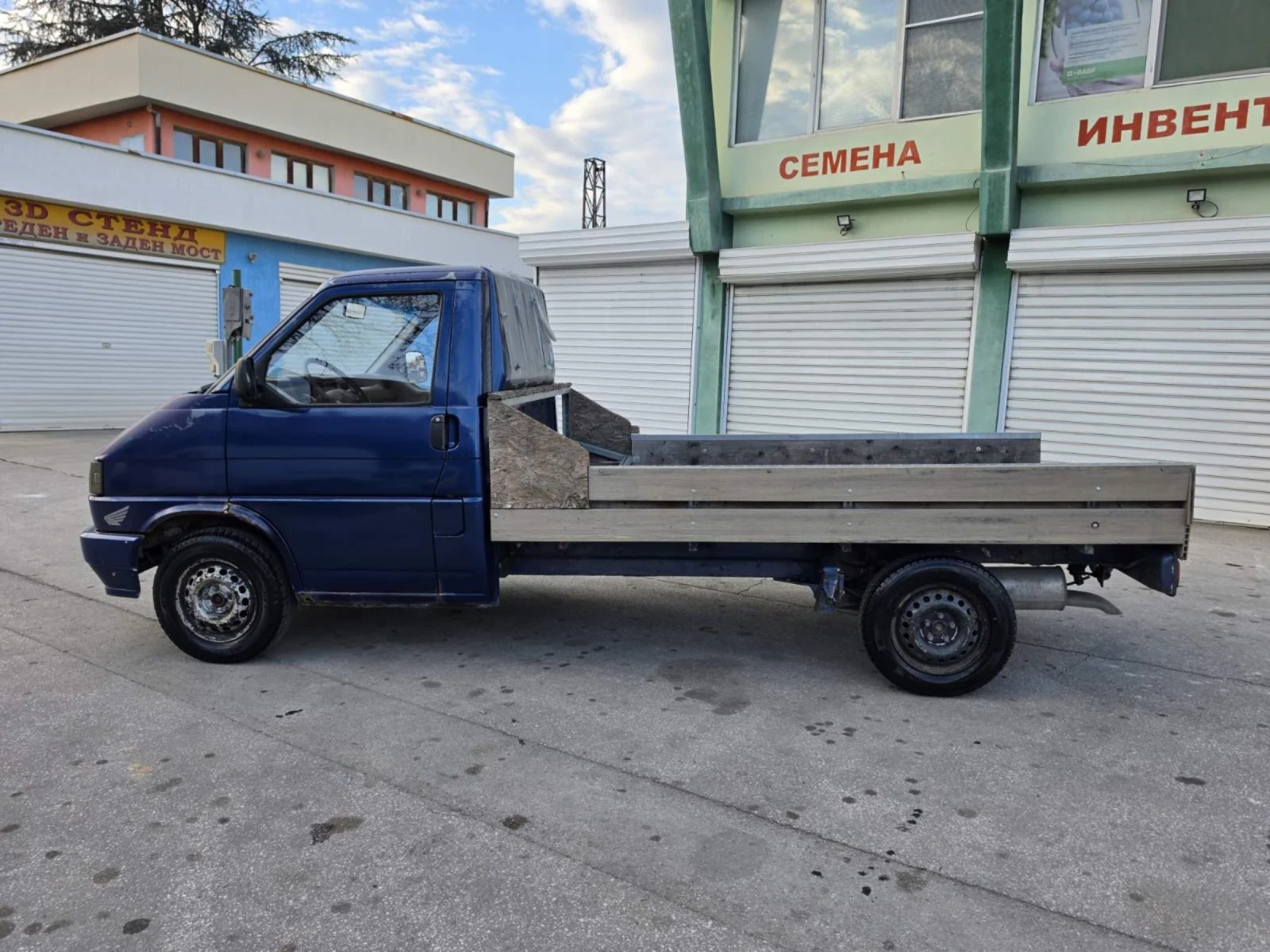 VW T4 1.9, снимка 4 - Бусове и автобуси - 53993250
