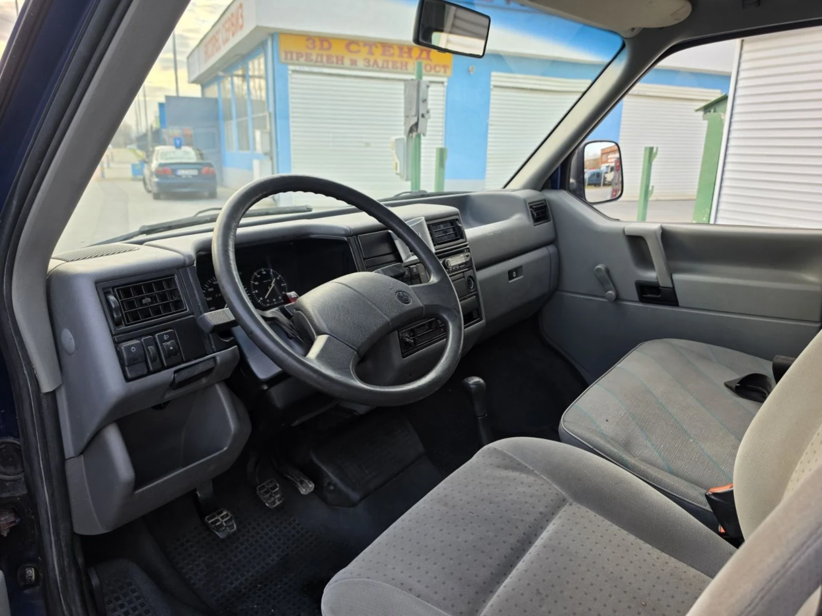 VW T4 1.9, снимка 8 - Бусове и автобуси - 53993250