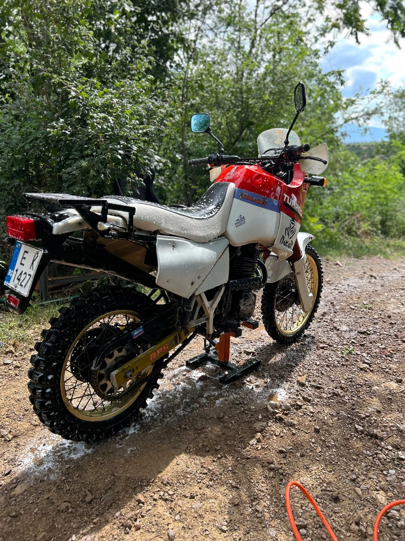 Aprilia Tuareg, снимка 5 - Мотоциклети и мототехника - 56453426