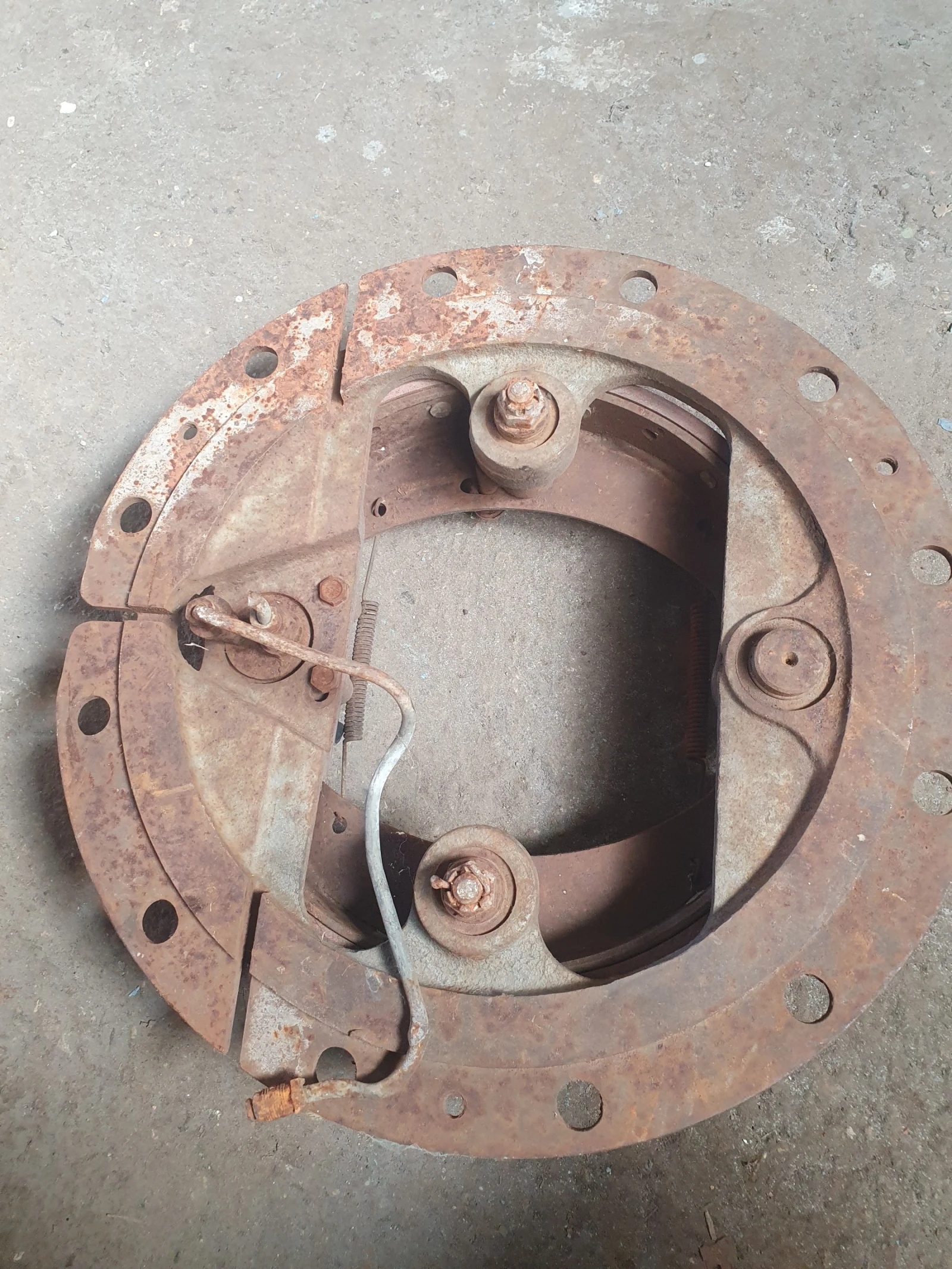       Fortschritt 300/303 | Mobile.bg   2