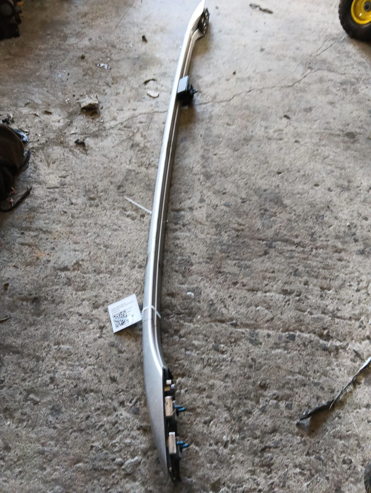 греди таван, релси 73820EY10A 73821EY10A Nissan Qashqai+2