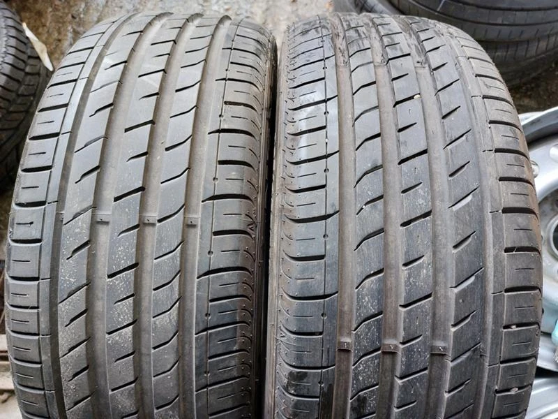 Гуми Летни 225/45R19, снимка 1 - Гуми и джанти - 36664996