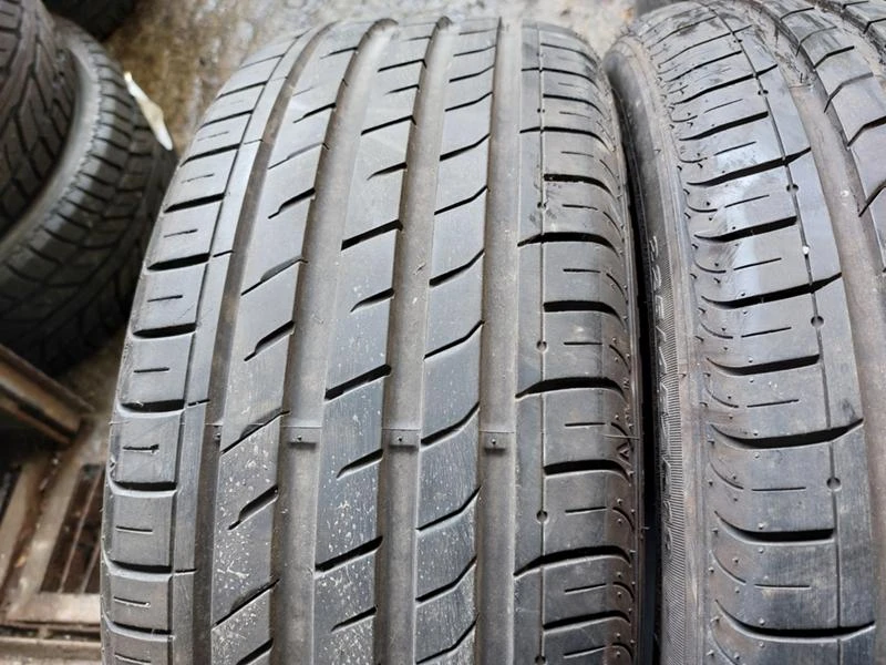 Гуми Летни 225/45R19, снимка 3 - Гуми и джанти - 36664996