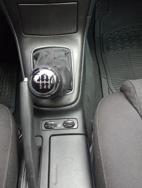 Toyota Avensis D4D, снимка 13