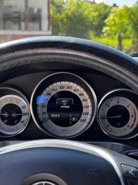 Обява за продажба на Mercedes-Benz E 220 ~28 500 лв. - изображение 11
