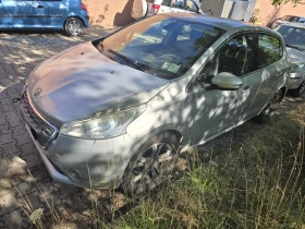 Peugeot 208 1.4 hdi 68к навигация  италия