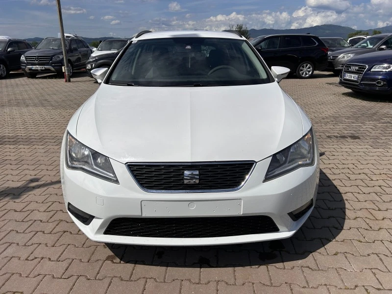 Seat Leon 1.6TDI 4DRIVE EURO 5J ЛИЗИНГ, снимка 3 - Автомобили и джипове - 45285504