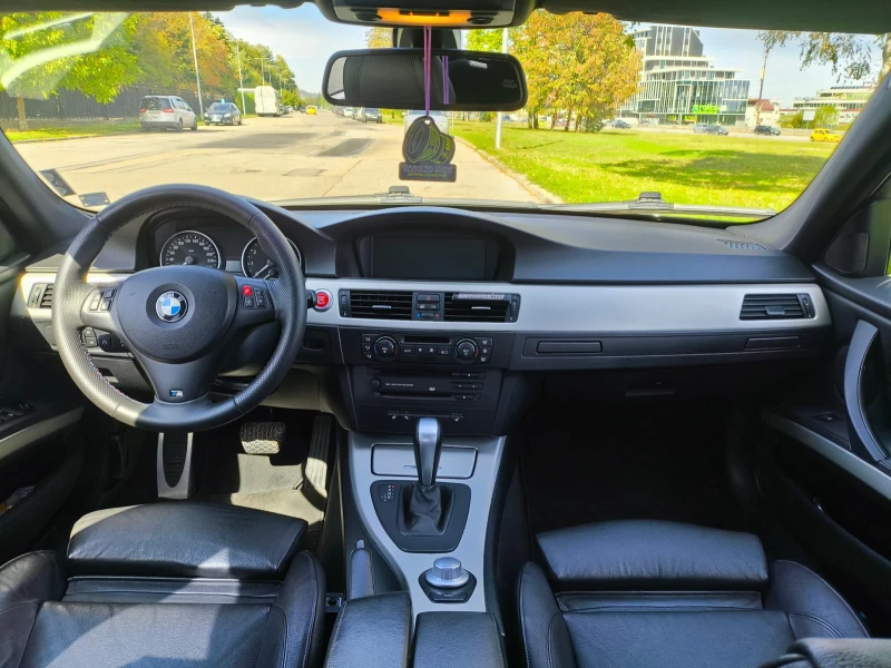 BMW 330 330i, снимка 12 - Автомобили и джипове - 47317935