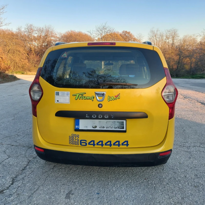 Dacia Lodgy 1.6 Бензин/Газ, снимка 6 - Автомобили и джипове - 48271838