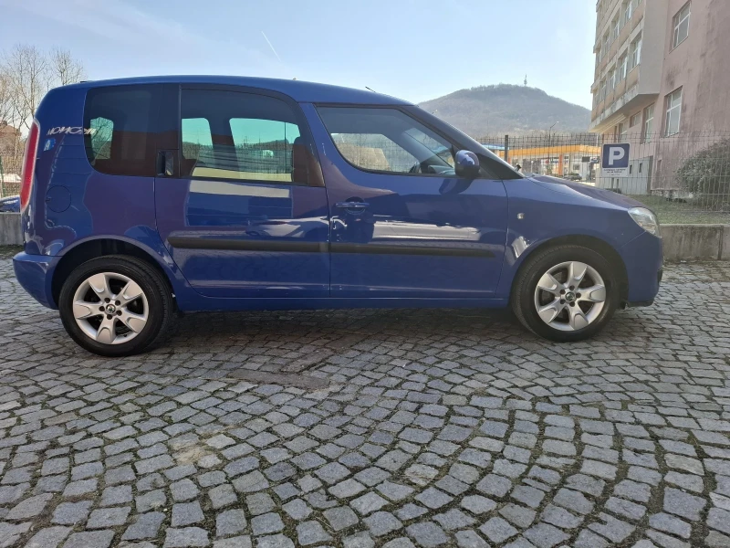 Skoda Roomster 1.4TDI-80к.с.КЛИМАТРОНИК !КАТО НОВА! ПЕРФЕКТНА!!!, снимка 6 - Автомобили и джипове - 49454963