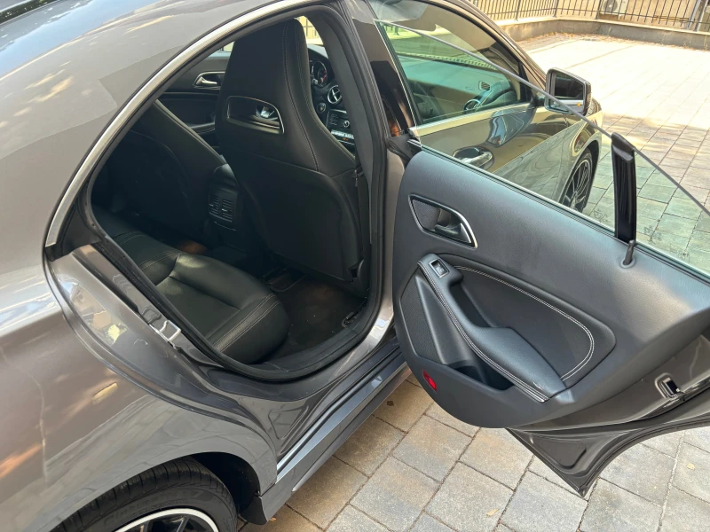 Mercedes-Benz CLA 250 4 Matic, снимка 12 - Автомобили и джипове - 51001191