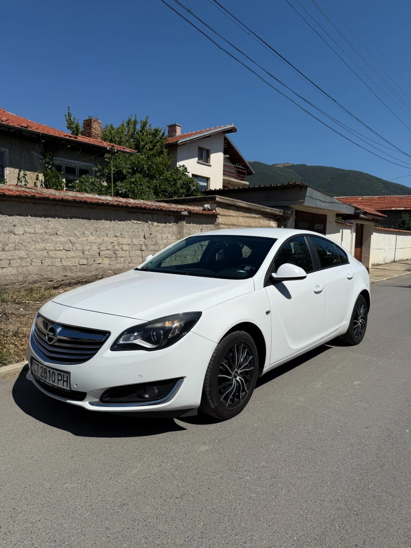 Opel Insignia, снимка 3 - Автомобили и джипове - 52290989