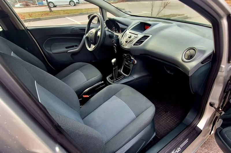 Ford Fiesta, снимка 6 - Автомобили и джипове - 52558488