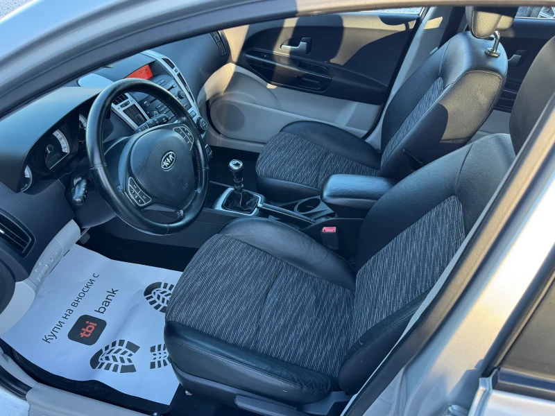 Kia Ceed КЛИМАТРОНИК, снимка 13 - Автомобили и джипове - 52616103