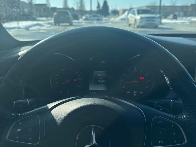 Mercedes-Benz C 300 * CARFAX * ПАНОРАМА* ПОДГРЕВ* , снимка 8 - Автомобили и джипове - 53359052