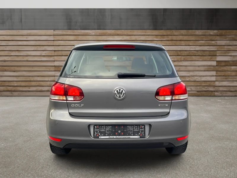 VW Golf 1.6i Bi-Fuel 102к.с. ОБСЛУЖЕН ПРОЧЕТИ ОПИСАНИЕТО, снимка 5 - Автомобили и джипове - 53458563