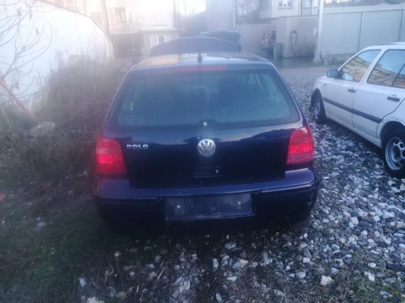 VW Polo 1.4MPI 2 бр., снимка 11 - Автомобили и джипове - 35156079