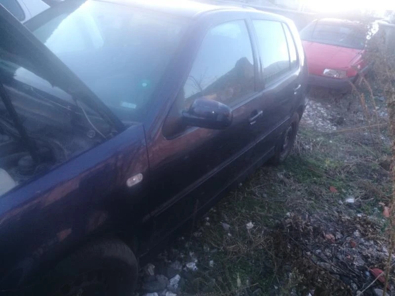 VW Polo 1.4MPI 2 бр., снимка 13 - Автомобили и джипове - 35156079