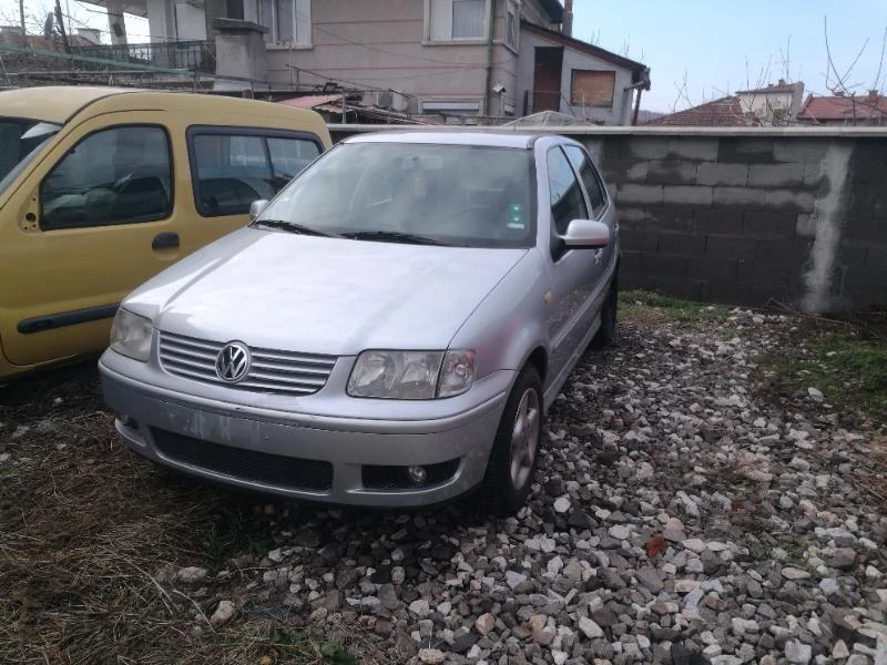 VW Polo 1.4MPI 2 бр., снимка 2 - Автомобили и джипове - 35156079