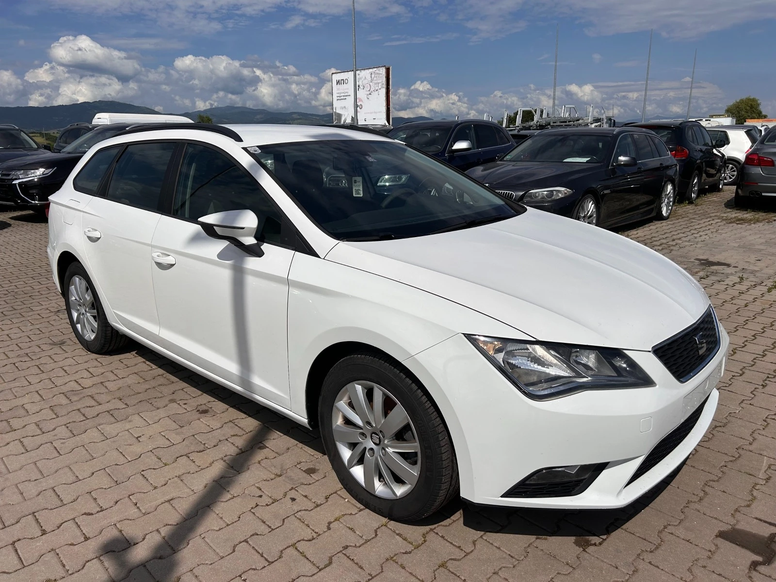 Seat Leon 1.6TDI 4DRIVE EURO 5J ЛИЗИНГ - изображение 4