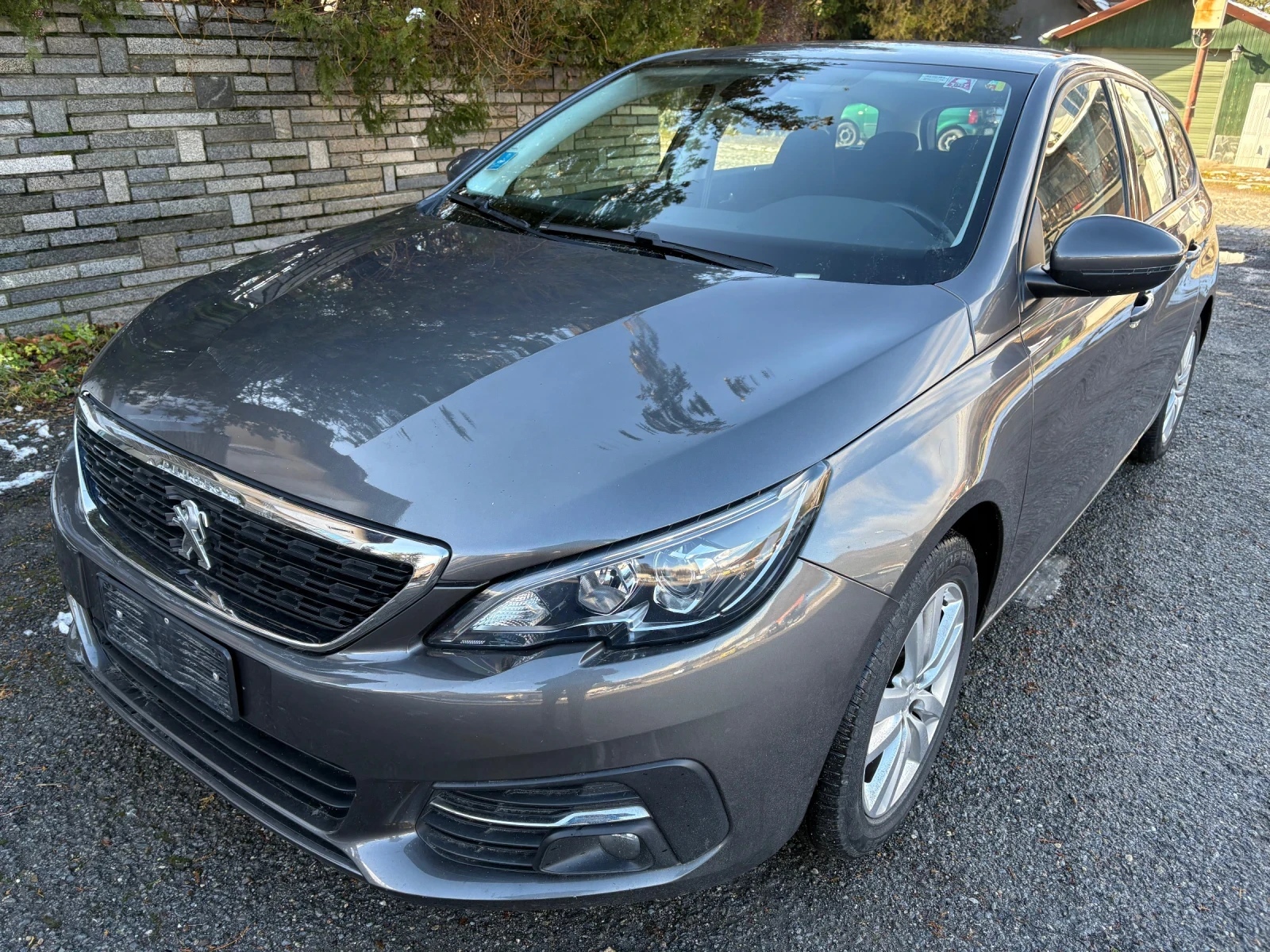 Peugeot 308 1.5hdi 130к.с Автоматик ЕАТ8 Фейслифт - изображение 5