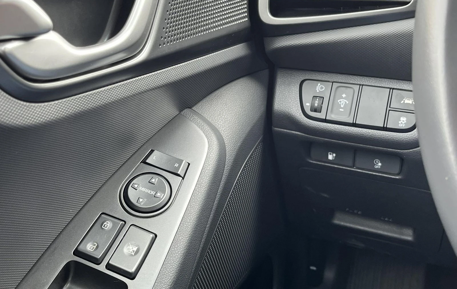 Hyundai Ioniq ELEKTRO/FACELIFT/136HP/CAM/CARPLAY/LED/187f | Mobile.bg   11