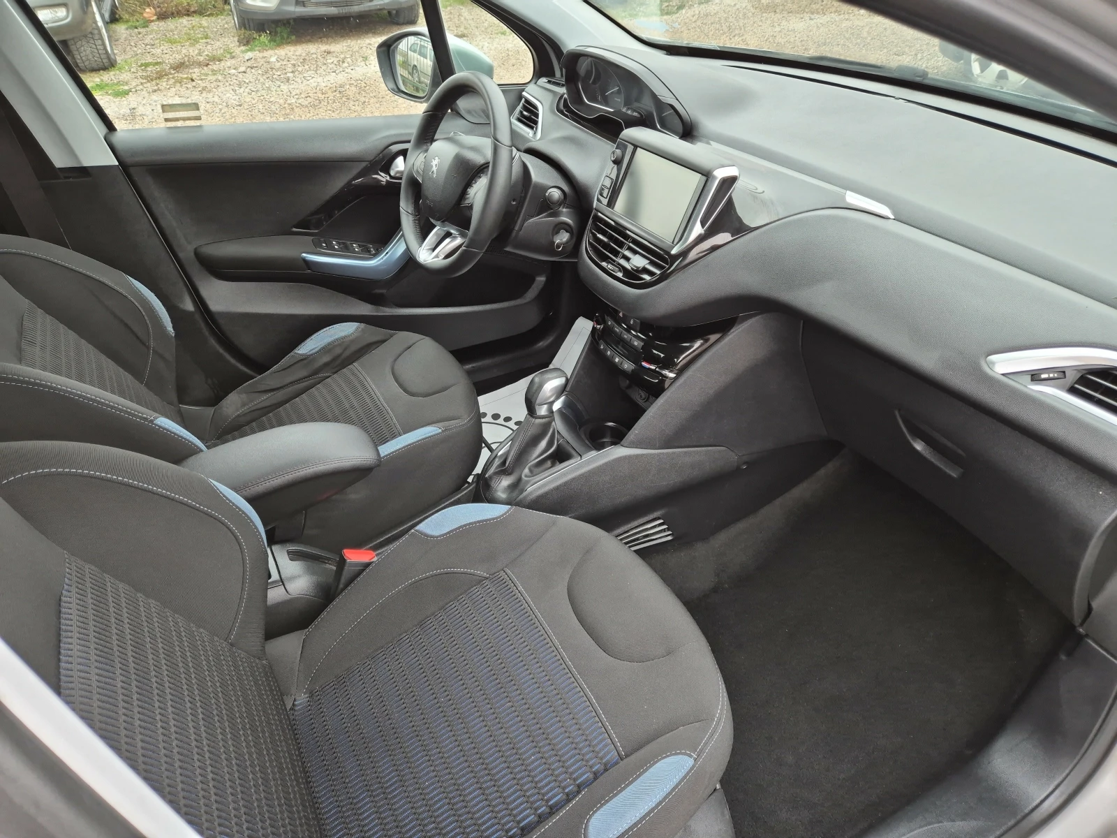 Peugeot 208 1.4 hdi 68    | Mobile.bg   14