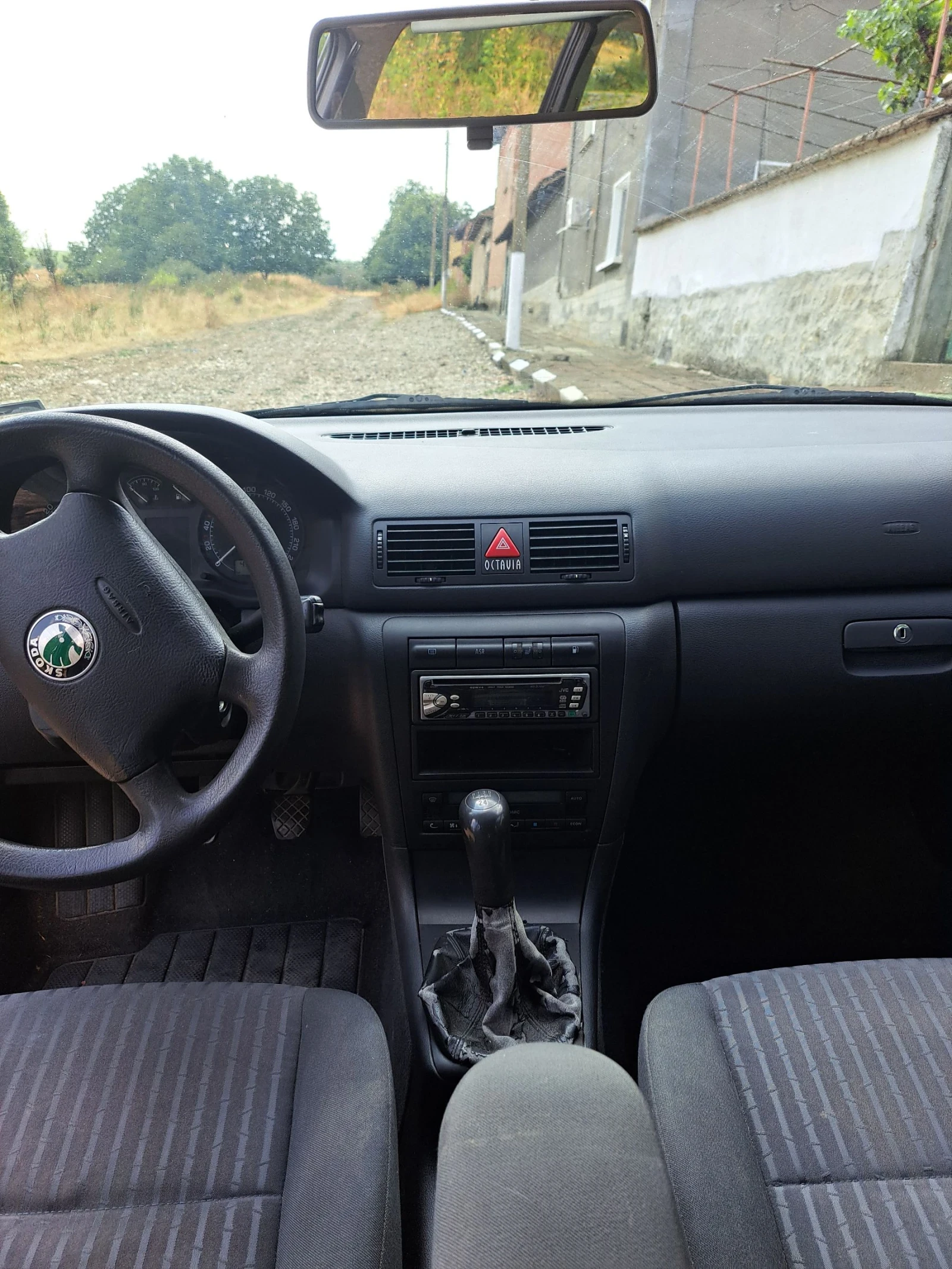 Skoda Octavia 1.9 tdi 110 к.с - изображение 9