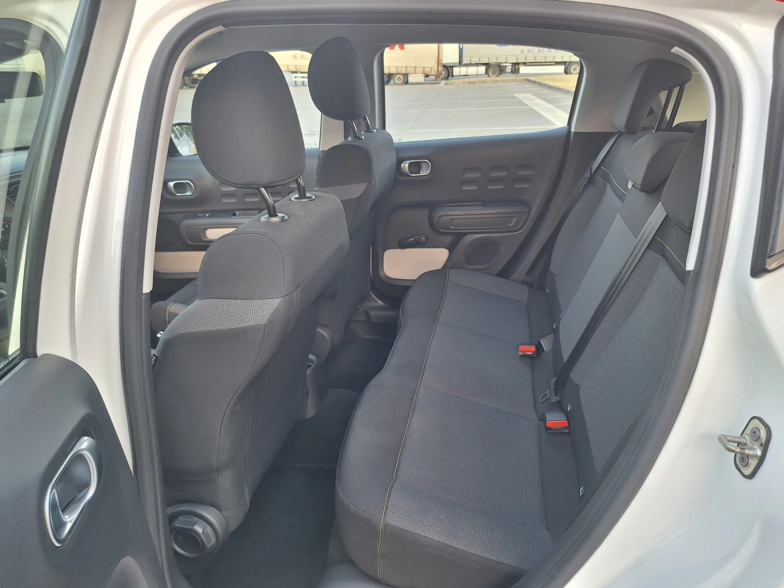 Citroen C3 1.2 PureTech 82 BVM5  - изображение 8