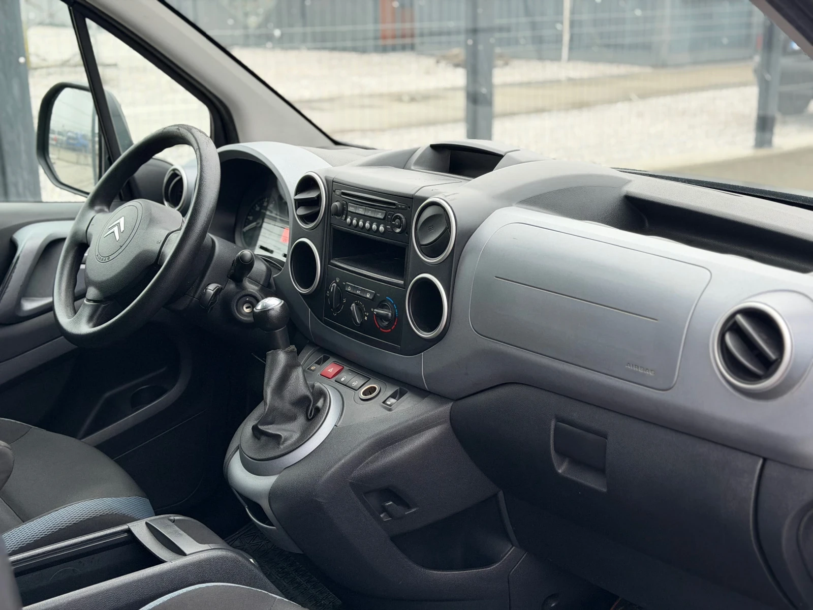 Citroen Berlingo 1.6 HDi / XTR - изображение 8