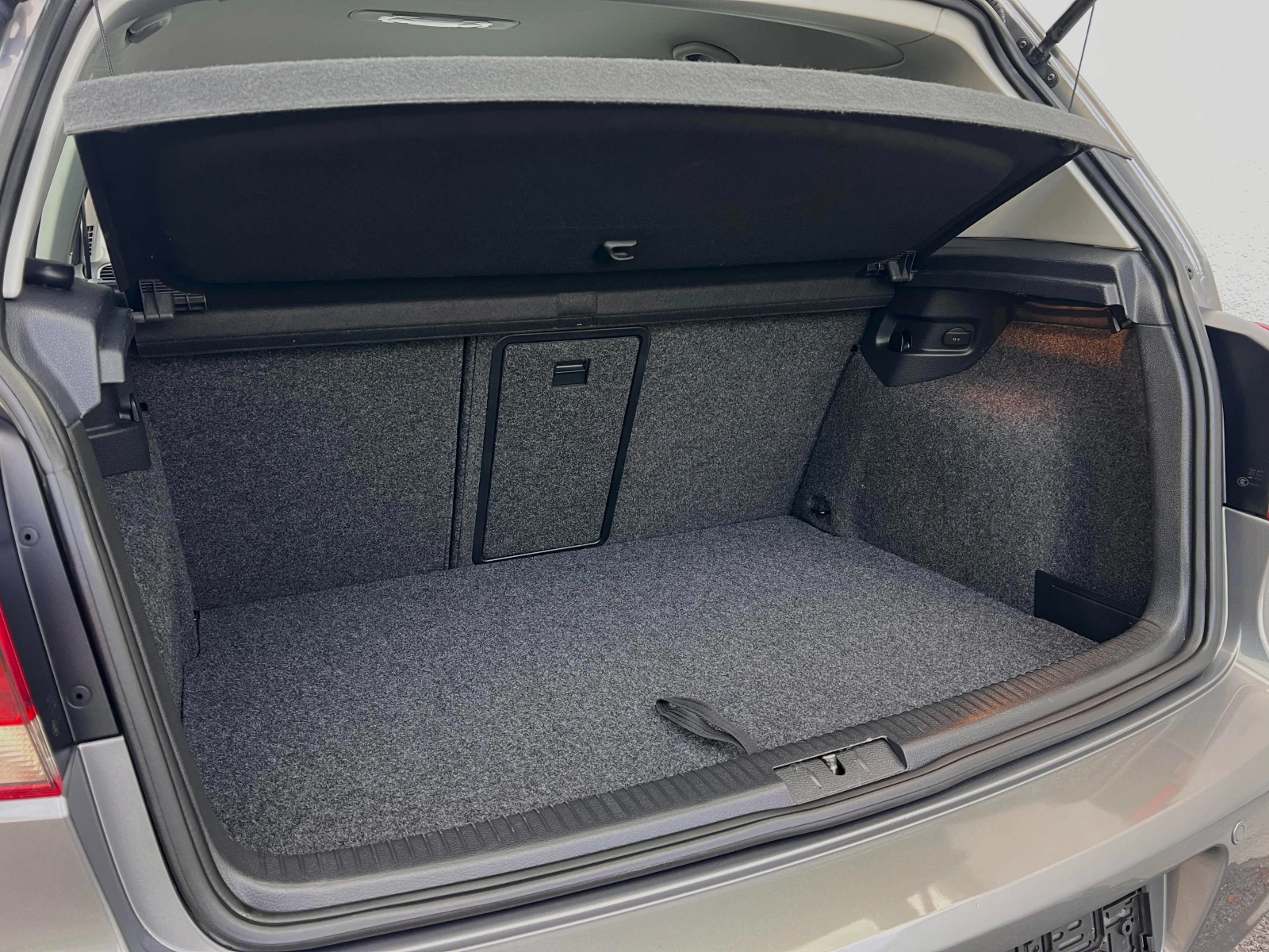 VW Golf 1.6i Bi-Fuel 102�.�. �������� ������� ���������� | Mobile.bg � ����������� 13