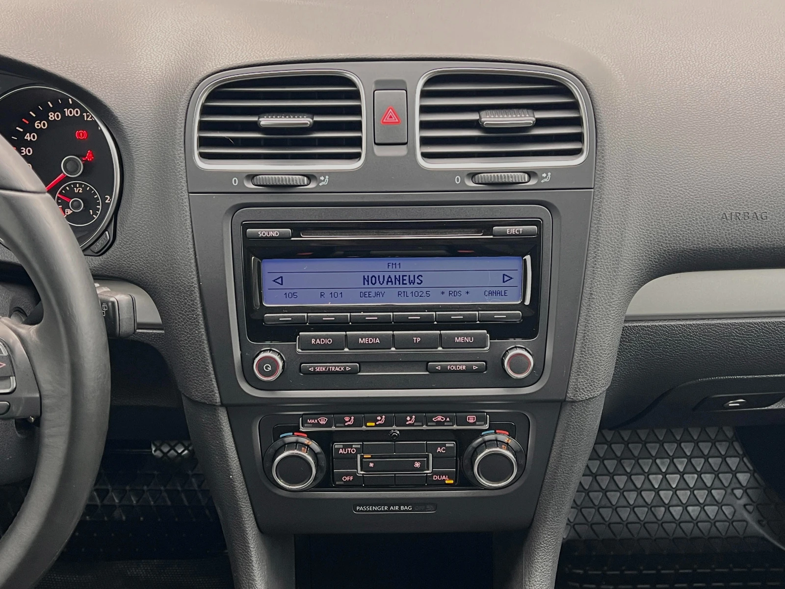 VW Golf 1.6i Bi-Fuel 102к.с. ОБСЛУЖЕН ПРОЧЕТИ ОПИСАНИЕТО - изображение 9